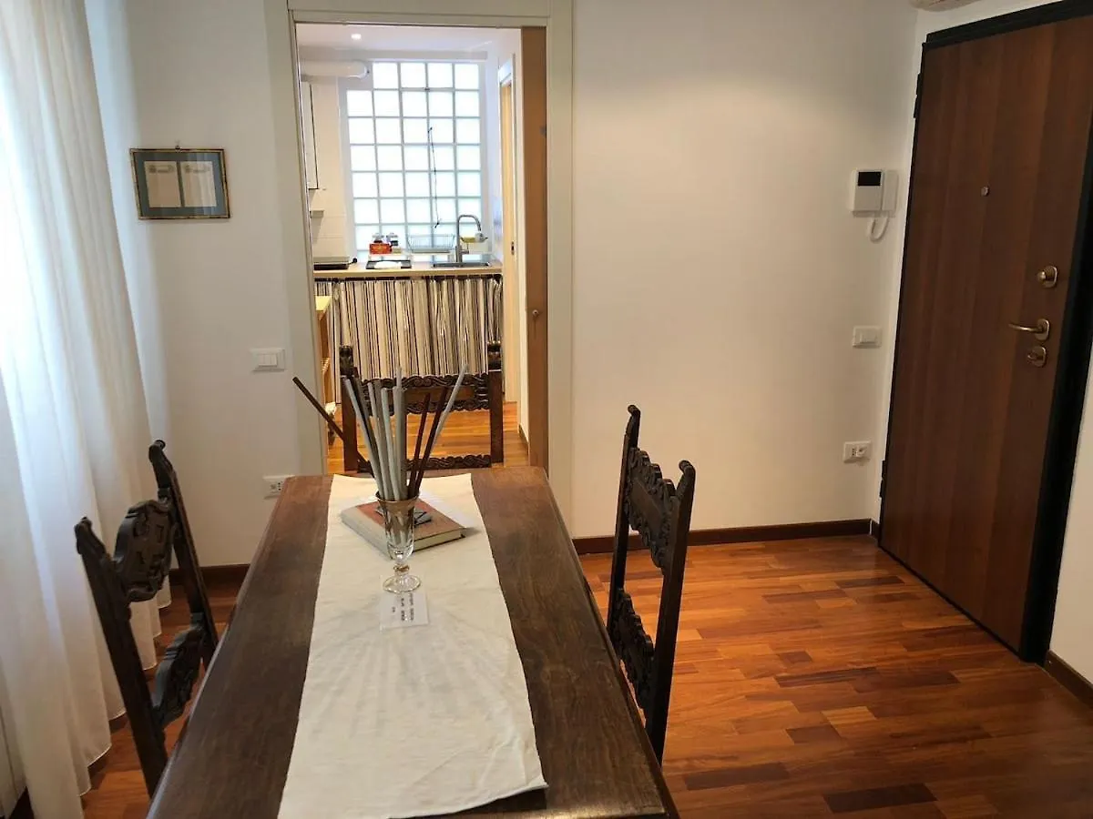 See The Magic Of Venice From A Cute Loft Apartment
